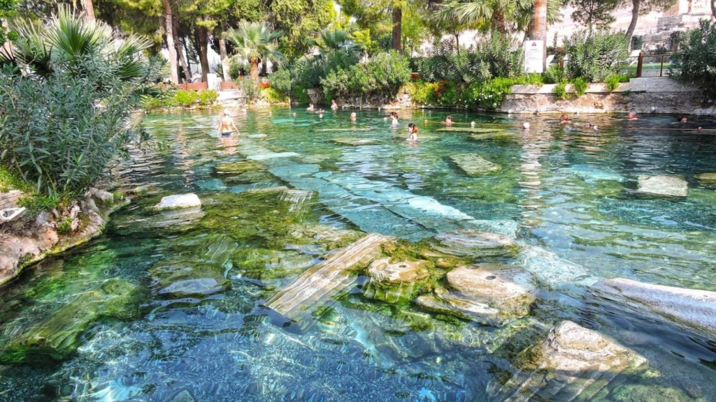 Kurban Bayramı Özel Salda Gölü Pamukkale Ayazini Frig Vadisi Turu 1 Gece Otel Konaklamalı
