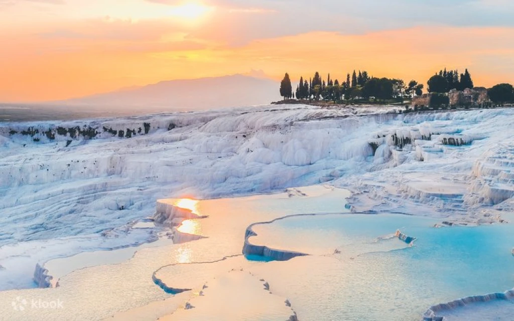 Pamukkale & Hierapolis Daily Tour from Kusadasi/Selcuk