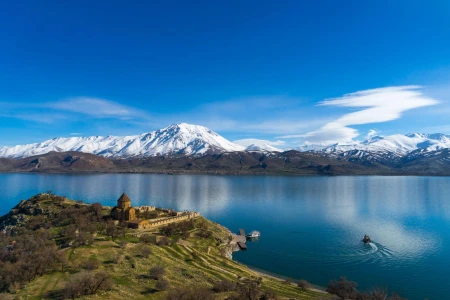 3 days 2 nights Lake Van and Eastern Anatolia from Istanbul by flight