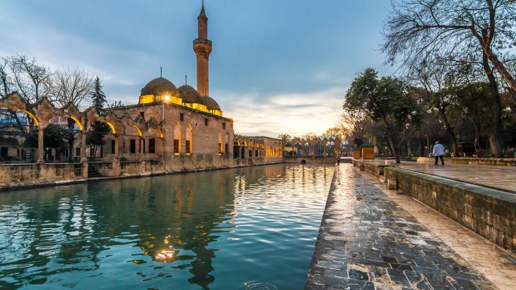 Kurban Bayramı Özel Uçaklı İstanbul Çıkışlı  İkonik Gap Turu 3 Gece Konaklamalı