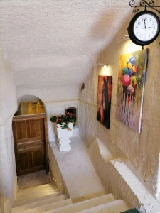 Kapadokya Balayı Abu Hayat King Suite | Hamam, Göbek Taşı & Jakuzili Özel Tasarım Oda