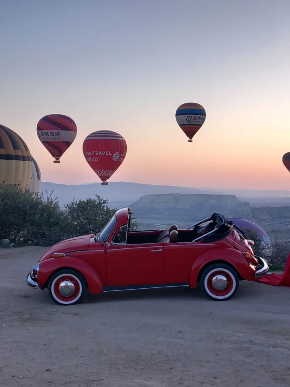 Vintage Car Sunrise Ride with Cappadocia Balloon Views