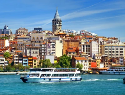 Öğle Boğaz Turu: İstanbul Boğazı Tekne Gezisi