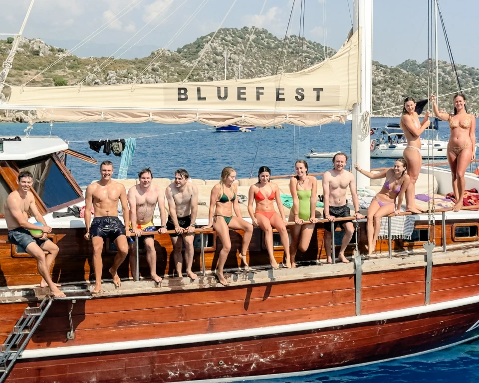 کروز آبی ۴ روزه - ۳ شب