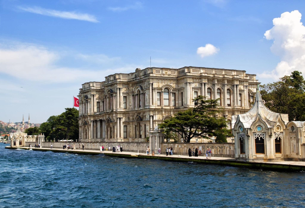Istanbul Twee Continenten Tour met Camlica, Beylerbeyi en Cruise