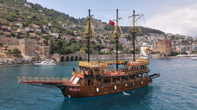 Alanya Pirate Boat Trip | & Foam Party Experience