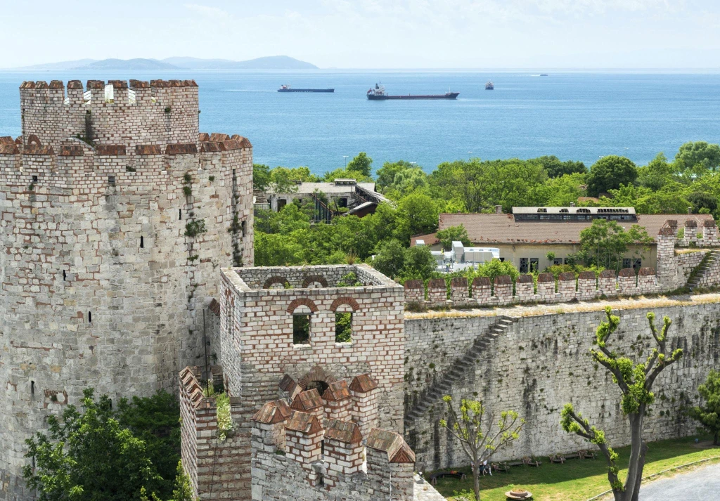 Приватная пешая экскурсия по скрытым жемчужинам Стамбула: откройте для себя секретные районы