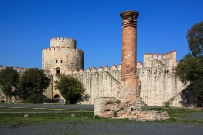 Istanbul Hidden Gems Private Walking Tour: Discover Secret Neighborhoods
