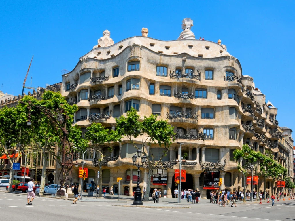 МЕЧТА БАРСЕЛОНЫ ТУР С THY