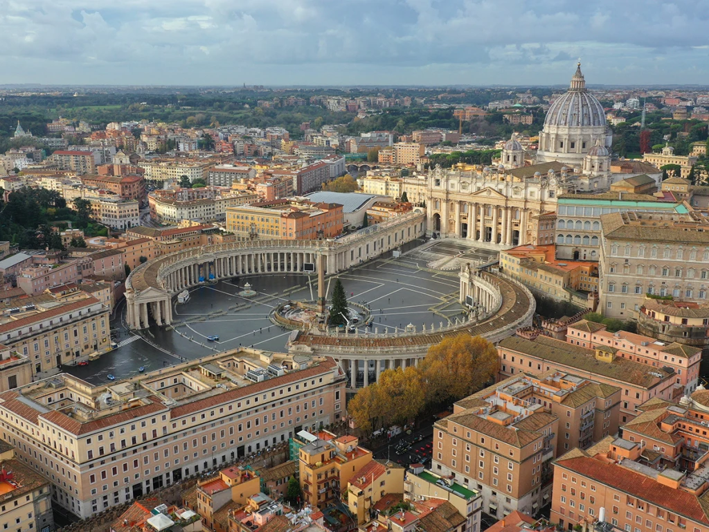 Большое итальянское турне с авиакомпанией AJET