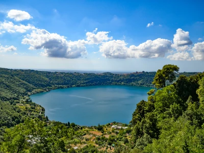 Большое итальянское турне с авиакомпанией AJET