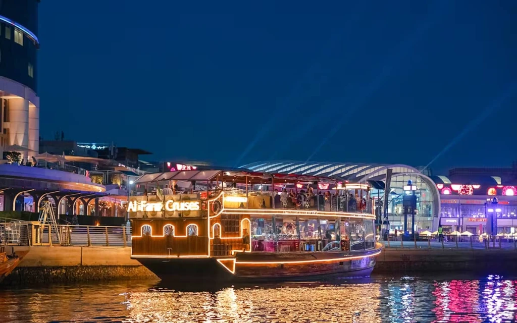Dubai Canal Dhow Cruise –  Luxury