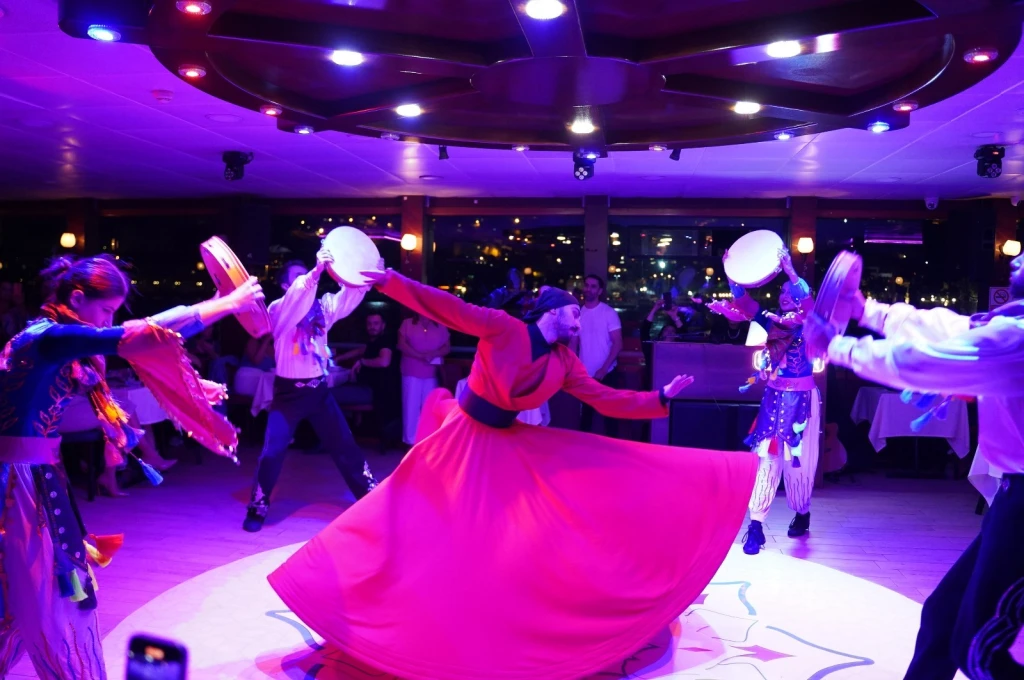 Istanbul Bosphorus Dinner & Show Cruise