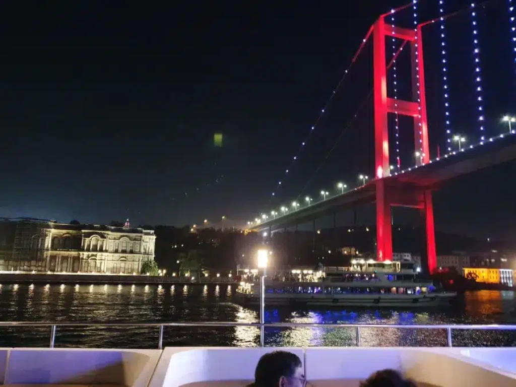 Istanbul Bosphorus Dinner & Show Cruise