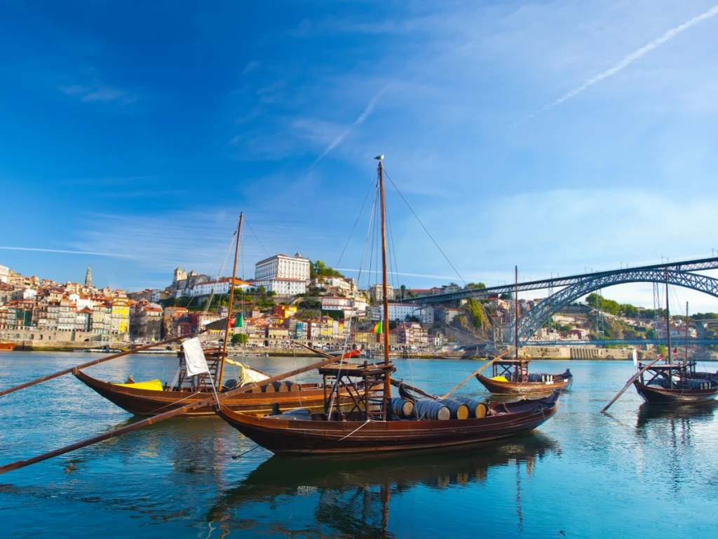 ПОРТУГАЛИЯ, ЛИЗАБОН, СОН О ТУРЕ С ТУРЕЦКИМИ АВИАЛИНИЯМИ В НОВОГОДНЮЮ НОЧЬ