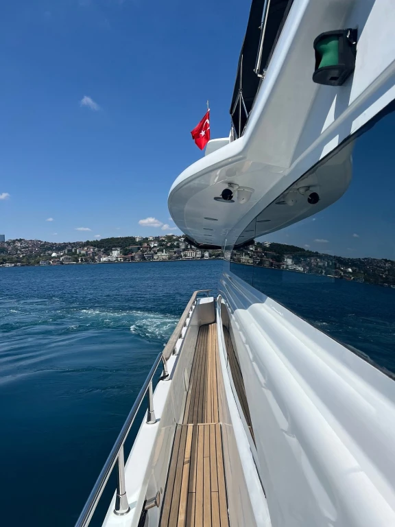 Istanbul Old City Tour & Luxury Bosphorus Yacht Cruise