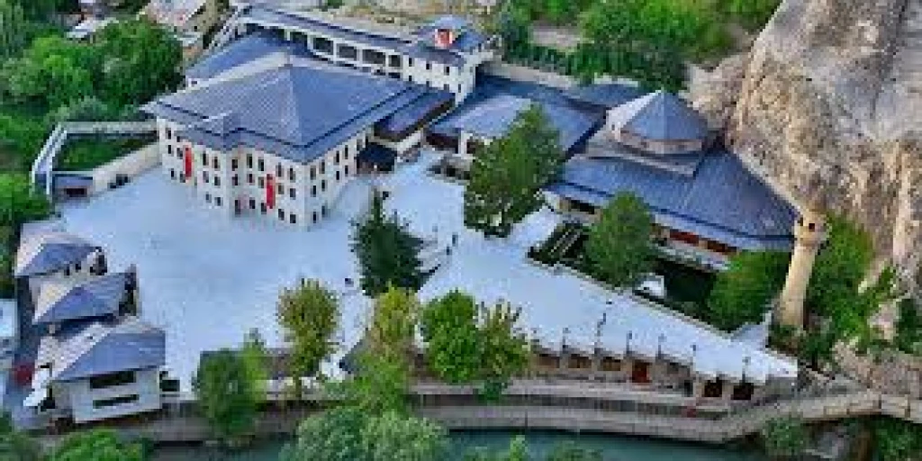 Kapadokya Çıkışlı Darende Günübirlik Tur | Somuncu Baba & Tohma Kanyonu Doğa Turu