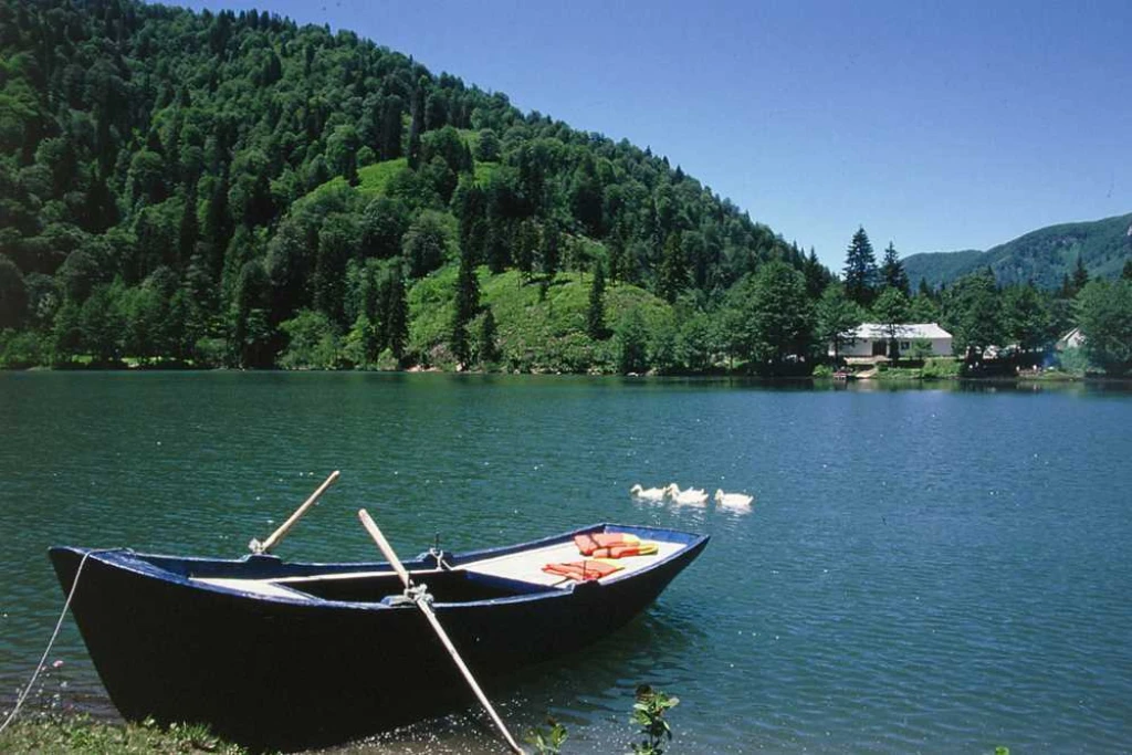 Kapadokya Çıkışlı Doğu Karadeniz ve Batum Turu | Uçaklı & Otobüslü Karadeniz Yayla Turları