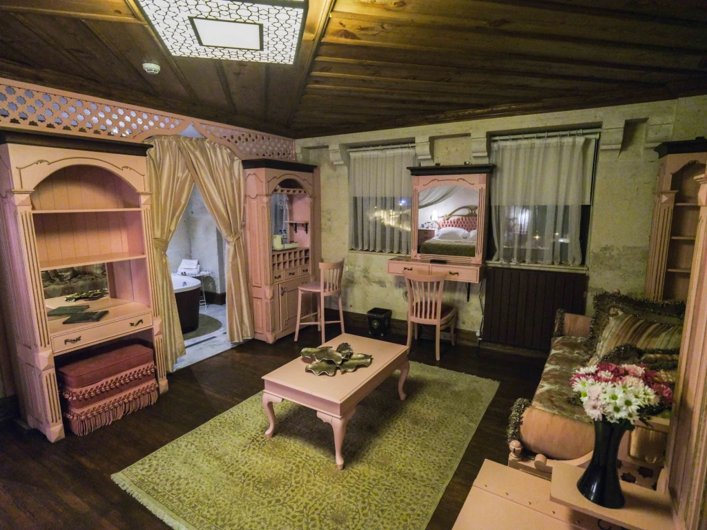 Kapadokya Balayı Minia Cave 101