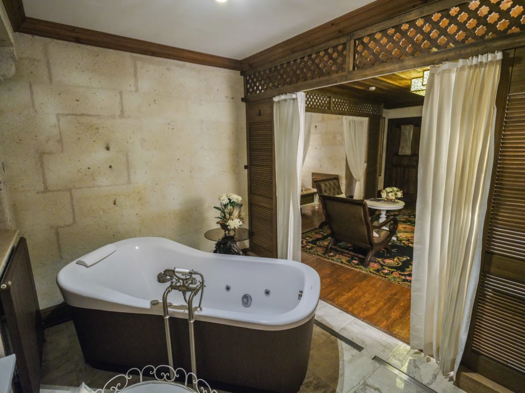 Kapadokya Balayı Minia Cave 102