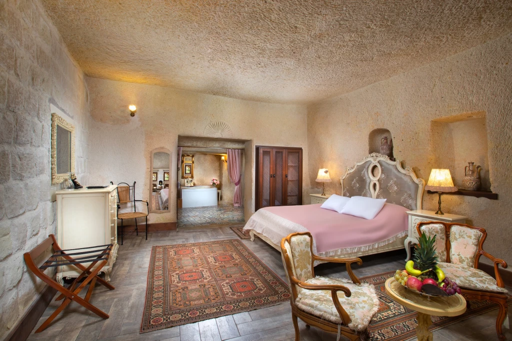 Kapadokya Balayı Minia Cave 403