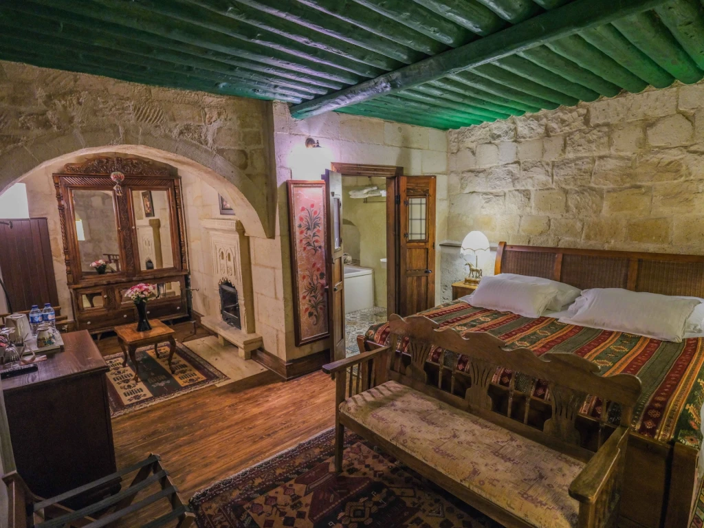 Kapadokya Balayı Minia Cave 404