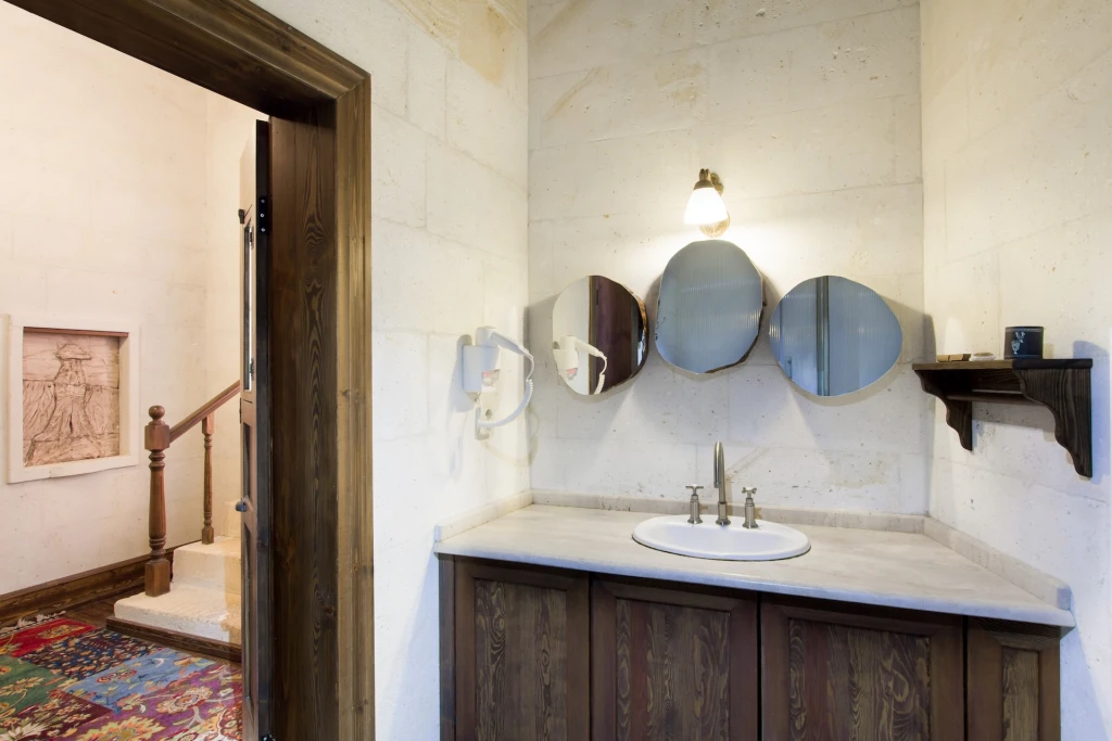 Kapadokya Balayı Minia Cave 503