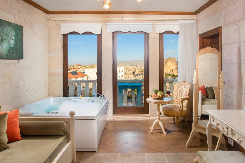 Kapadokya Balayı Minia Cave 706 Manzara