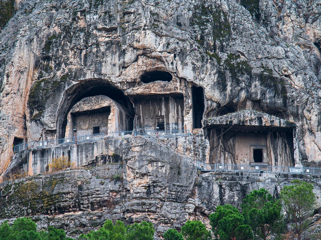 КАРАДЕНИЗСКИЙ ВЕТЕР И ТУР В БАТУМИ 4 НОЧИ