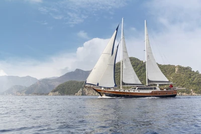 KİRALIK LÜKS GULET : 4 - MyDiv Den