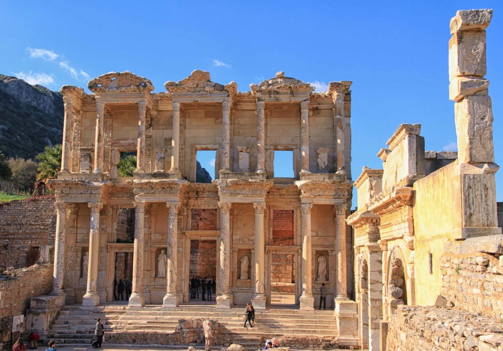 4 Day Istanbul  Izmir and Ephesus Tour by Flight