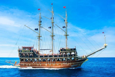Alanya Pirate Boat Trip: All-Inclusive Coastal Adventure & Foam Party