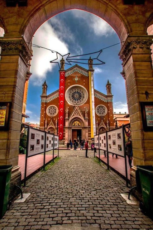 Istanbul: Galata, Taksim, Istiklal & Karaköy Walking Tour