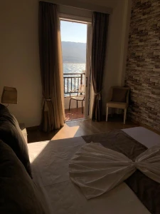 Hotel Mirini