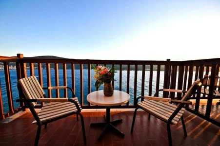 Hotel Mirini