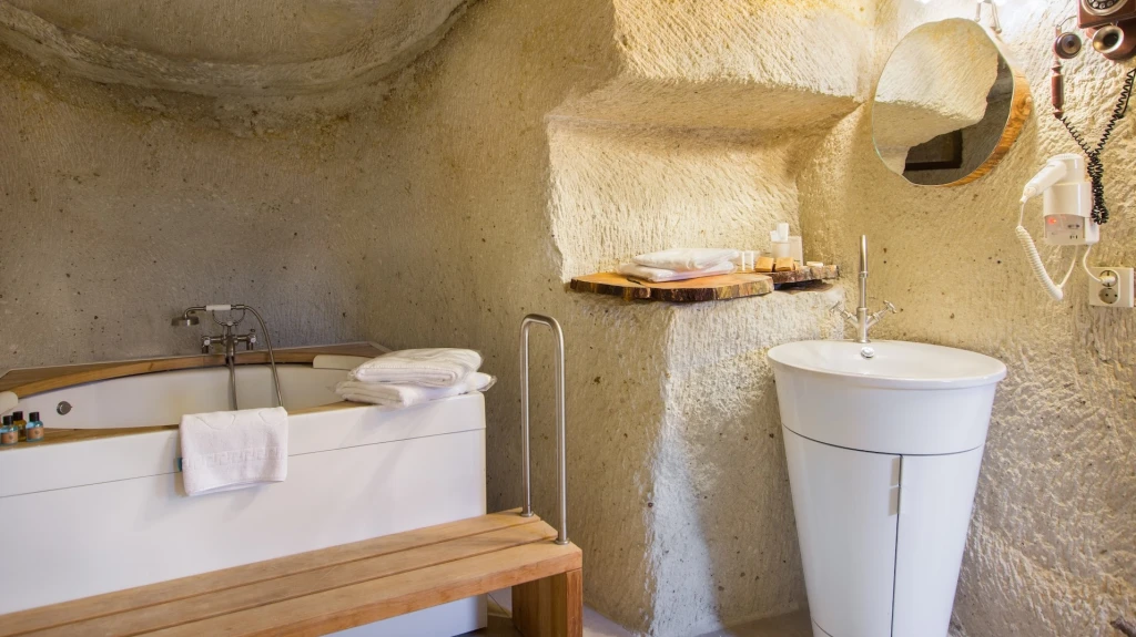 Kapadokya Balayı Minia Cave 301