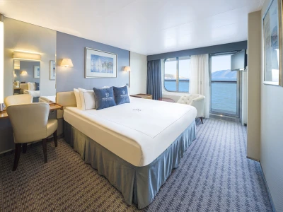 BLUE SAPPHİRE İLE YUNAN ADALARI – ÇEŞME HAREKET – 4 GECE – KAPIDA VİZE