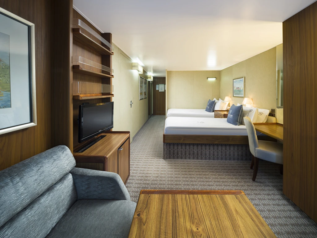 ВЕЛИКО В ІЗМІР ТИРД SELECTUM BLU & MISIR & THIRD