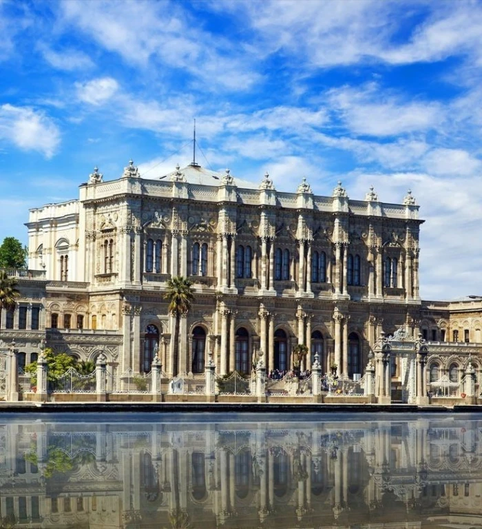 Istanbul: Bosphorus Strait Sightseeing Cruise & Audio Guide