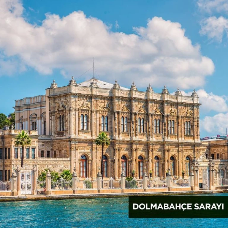 Istanbul: Bosphorus Strait Sightseeing Cruise & Audio Guide