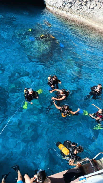 Antalya/Kemer: Scuba Diving Experience with 2 Dives & Lunch
