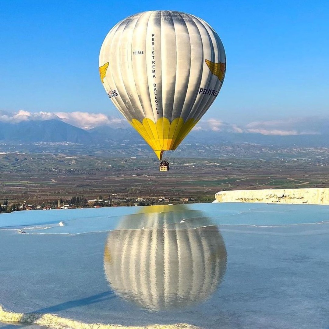 Pamukkale Experience the Majestic Balloon Flight
