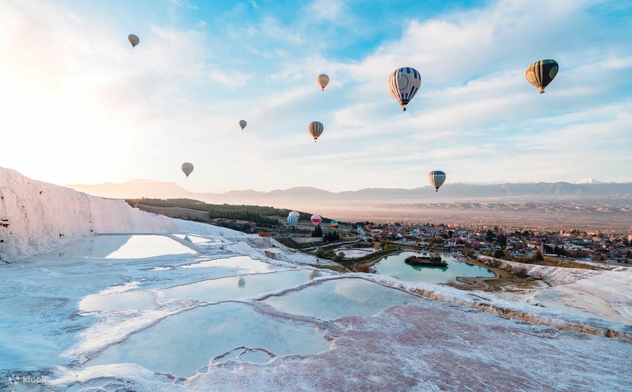 Pamukkale Experience the Majestic Balloon Flight