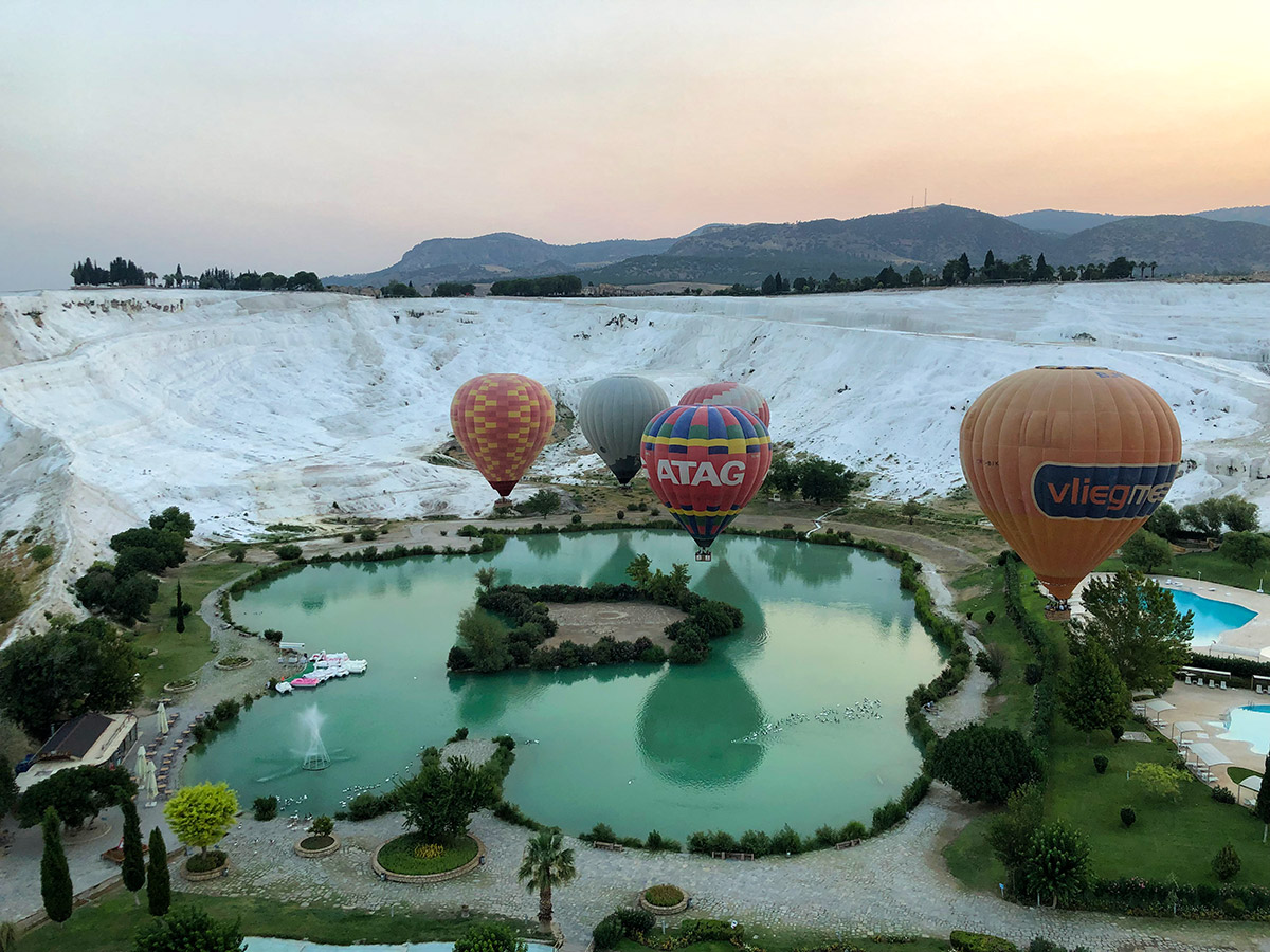 Pamukkale Experience the Majestic Balloon Flight