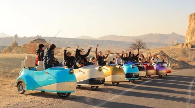 Vintage 3-wheeled vehicle tour - 2 or 1 person for 2 hours -