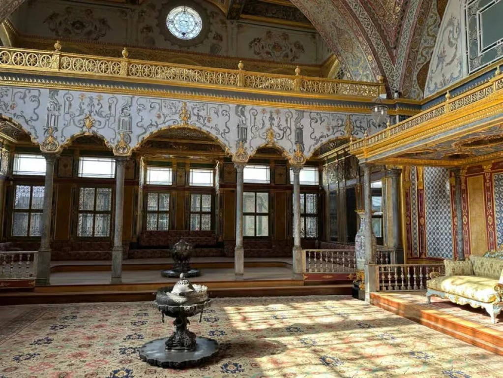 Topkapi Palace Entrance, Skip-the-Line SMALL GROUP