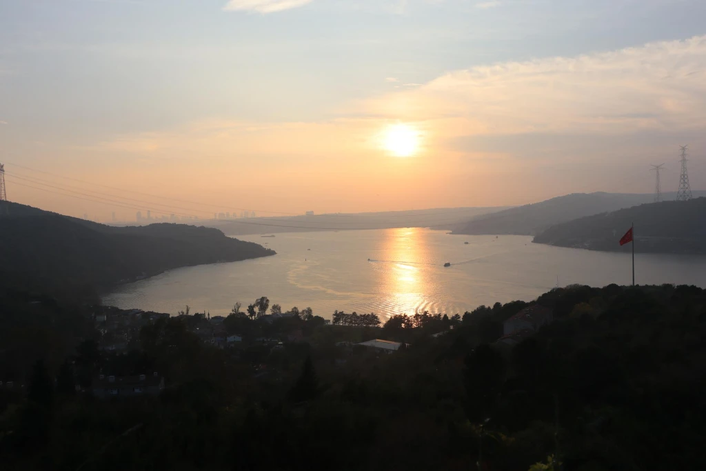 Yusa Hill and Bosphorus Private  Daily Walking and View Tour from Istanbul