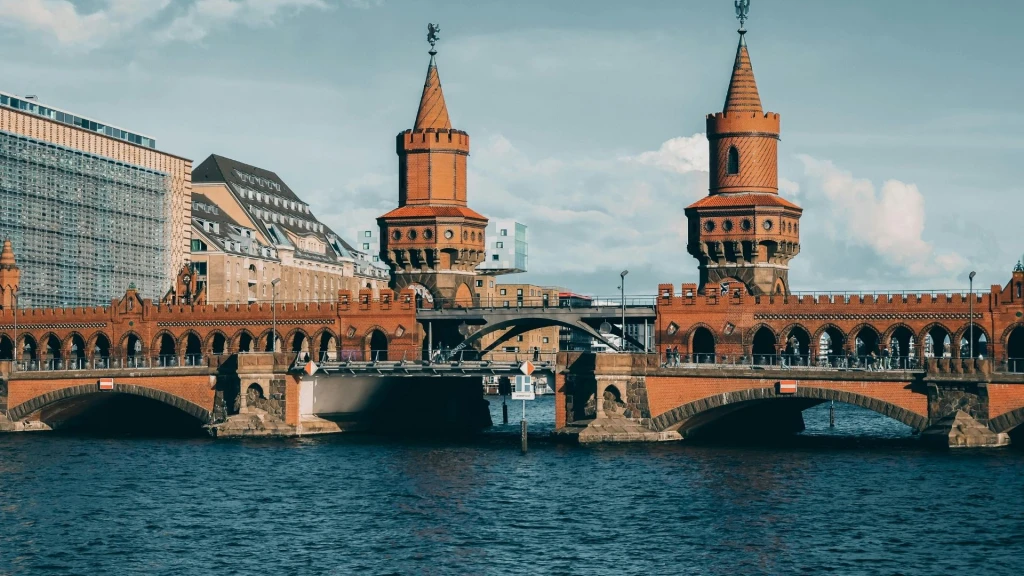 Hamburg'dan Berlin'e Kuzey Avrupa Turu Yaz Dönemi Ajet İle 3 Gece 4 Gün 2026
