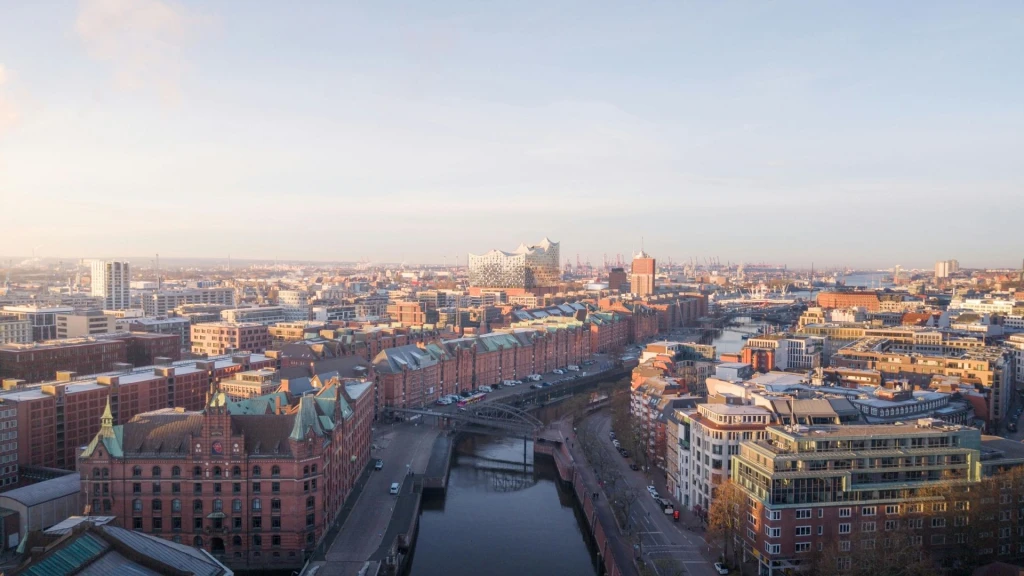 Hamburg'dan Berlin'e Kuzey Avrupa Turu Yaz Dönemi Ajet İle 4 Gece 5 Gün 2026