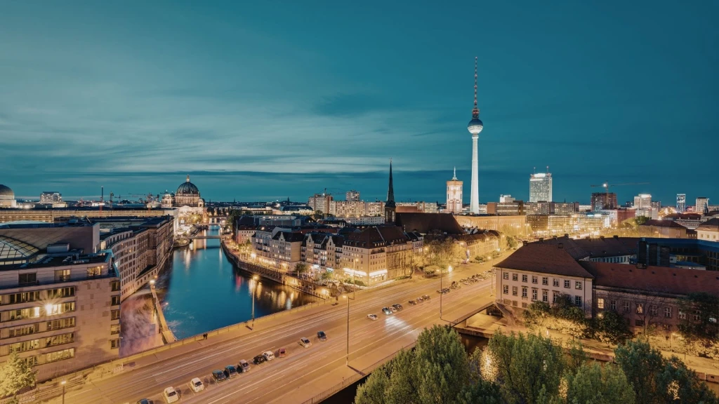 Hamburg'dan Berlin'e Kuzey Avrupa Turu Yaz Dönemi Ajet İle 4 Gece 5 Gün 2026